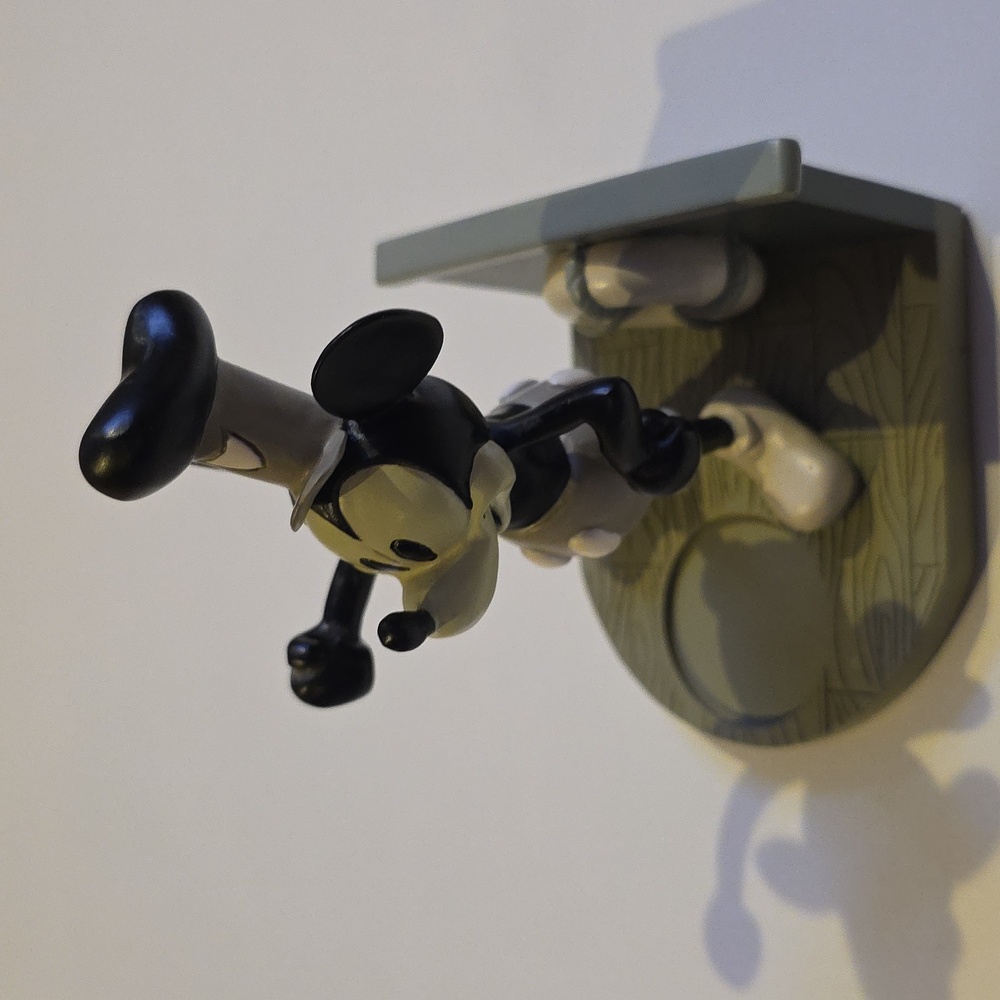 Disney Steamboat Willie - Mickey Mouse Figure - Picture 6 of 10